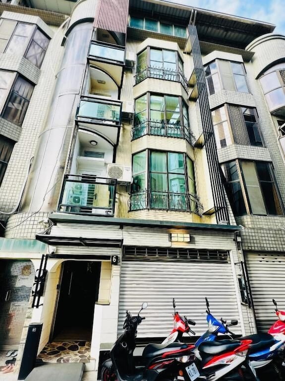 台南海安藝術公寓評價、藝術氛圍體驗、便利美食住宿資訊 – 市中心藝術風民宿 - 照片 17
