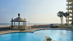 Unclassified image, 5 of 44, button - Summer House 806B | Sleeps 10 | 3BR | 2BA (Orange Beach)