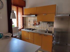 Apartment, 2 Schlafzimmer, Balkon, Stadtblick | Innenbereich