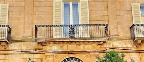Facciata della struttura