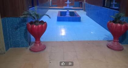 Decent Lodges Hotel