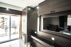 Deluxe Double Room, 1 King Bed | View from room