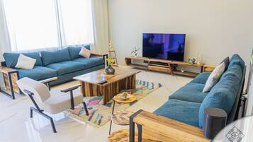 TV connectée, livres, médiathÚque, vidéothÚque