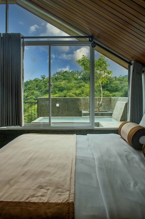 4 dormitorios, tabla de planchar con plancha, wifi gratis y ropa de cama
