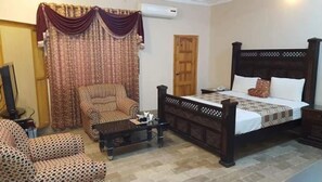 Interior - New Indus Hotel Sukkur (Sukkur)