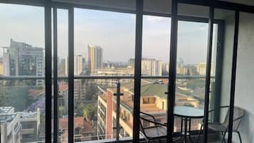 Apartamento Deluxe | Balcón