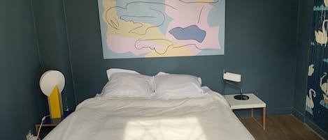 4 habitaciones, tabla de planchar con plancha y wifi gratis
