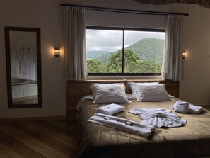 Deluxe Studio Suite