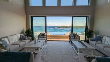 Smart-TV og stereoanlegg