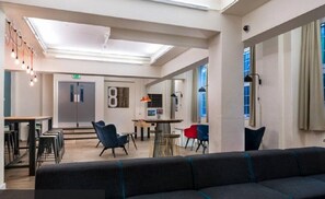 Living area - Frances Gardner House (London)