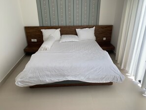 4 bedrooms, free WiFi