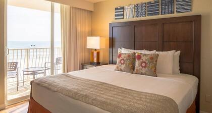 OCEANFRONT - 2 Bdrm w/balonies, Casa Del Mar Resort 10 miles from Daytona Beach