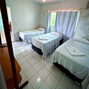 Basic Triple Room, 3 Single Beds - Nunes Hotel (Palmas)