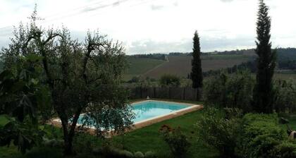 Agriturismo l'Olmo, Farmhouse in San Gimignano with Swimming Pool