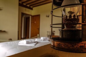 5 habitaciones, tabla de planchar con plancha, cuna de viaje y wifi