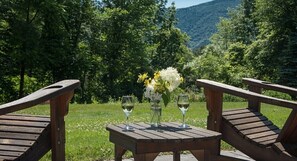 Property grounds - The INN at Ormsby Hill (Manchester)