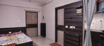 Mascot Shanti Homestay. 1BK with attached bath