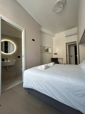 2 Schlafzimmer, Bügeleisen/Bügelbrett, kostenloses WLAN, Bettwäsche