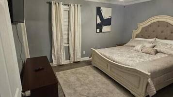 3 dormitorios, tabla de planchar con plancha, wifi gratis y ropa de cama