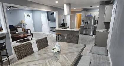 Newly renovated family home in quiet neighborhood