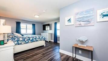 3 多间卧室、办公桌、熨斗/熨衣板、旅行婴儿床