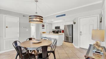 Condo, Multiple Beds (Seaside Watch C) | Private kitchen