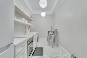 Condo, 1 giường cỡ queen và sofa giường (Gem at the DeRenne) | Nội thất