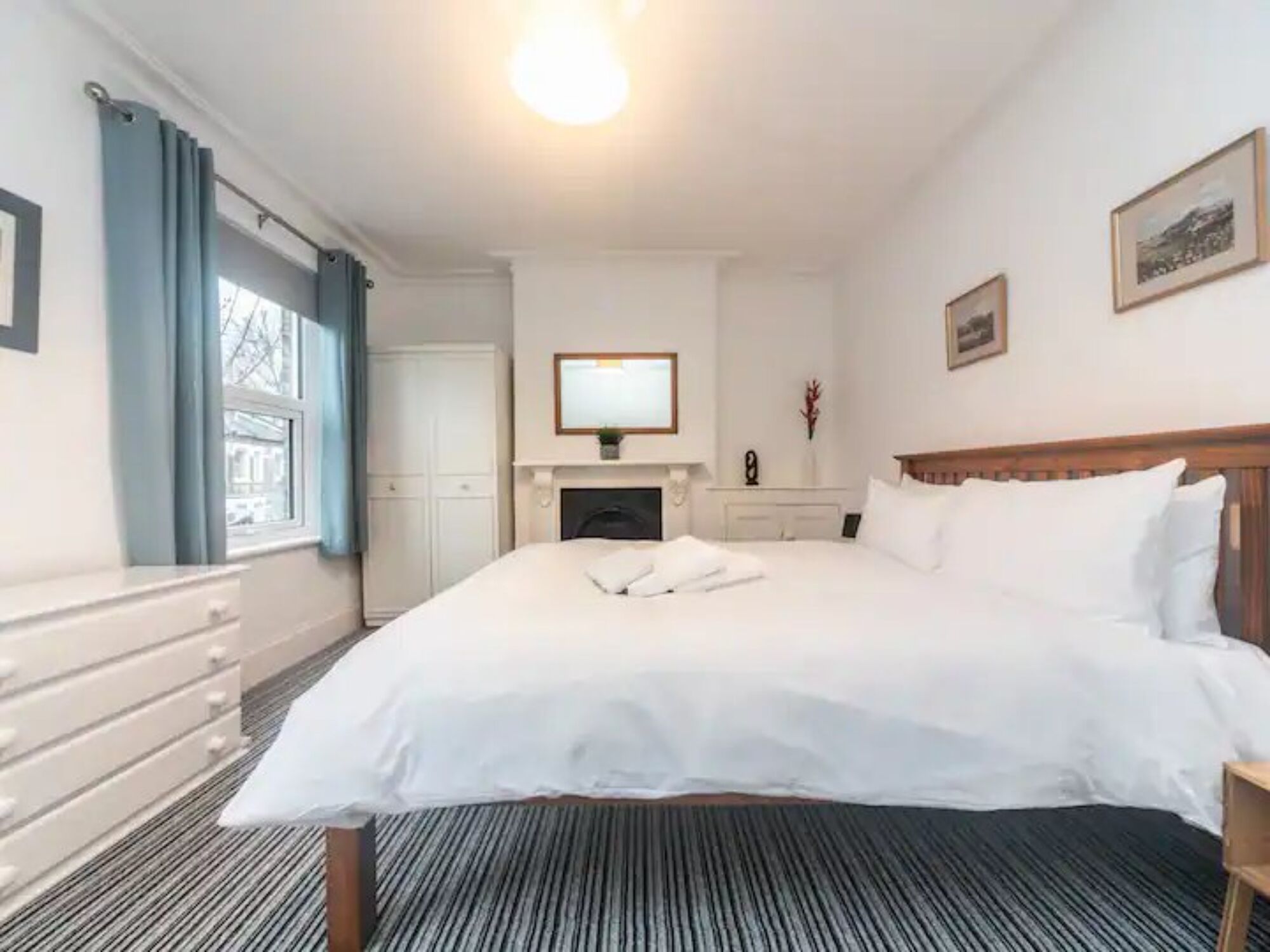 4 bedrooms, iron/ironing board, free WiFi, bed sheets