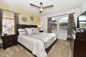 6 bedrooms, iron/ironing board, WiFi, bed sheets