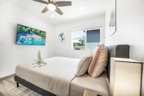 1 chambre, lit parapluie, Wi-Fi gratuit, draps fournis