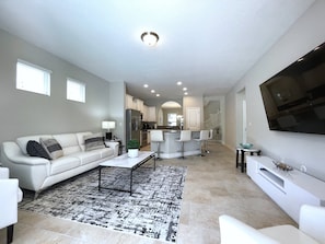 Smart TV - Last Minute Disney Getaway! Villa with Private Pool & Hot Tub. Book Now! #53430 (Orlando)