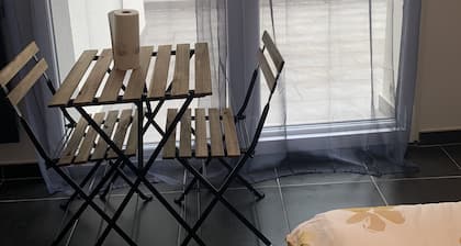 2 Petits Pavillons Individuels Type Studio