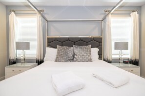 4 chambres, fer et planche à repasser, Wi-Fi, literie fournie