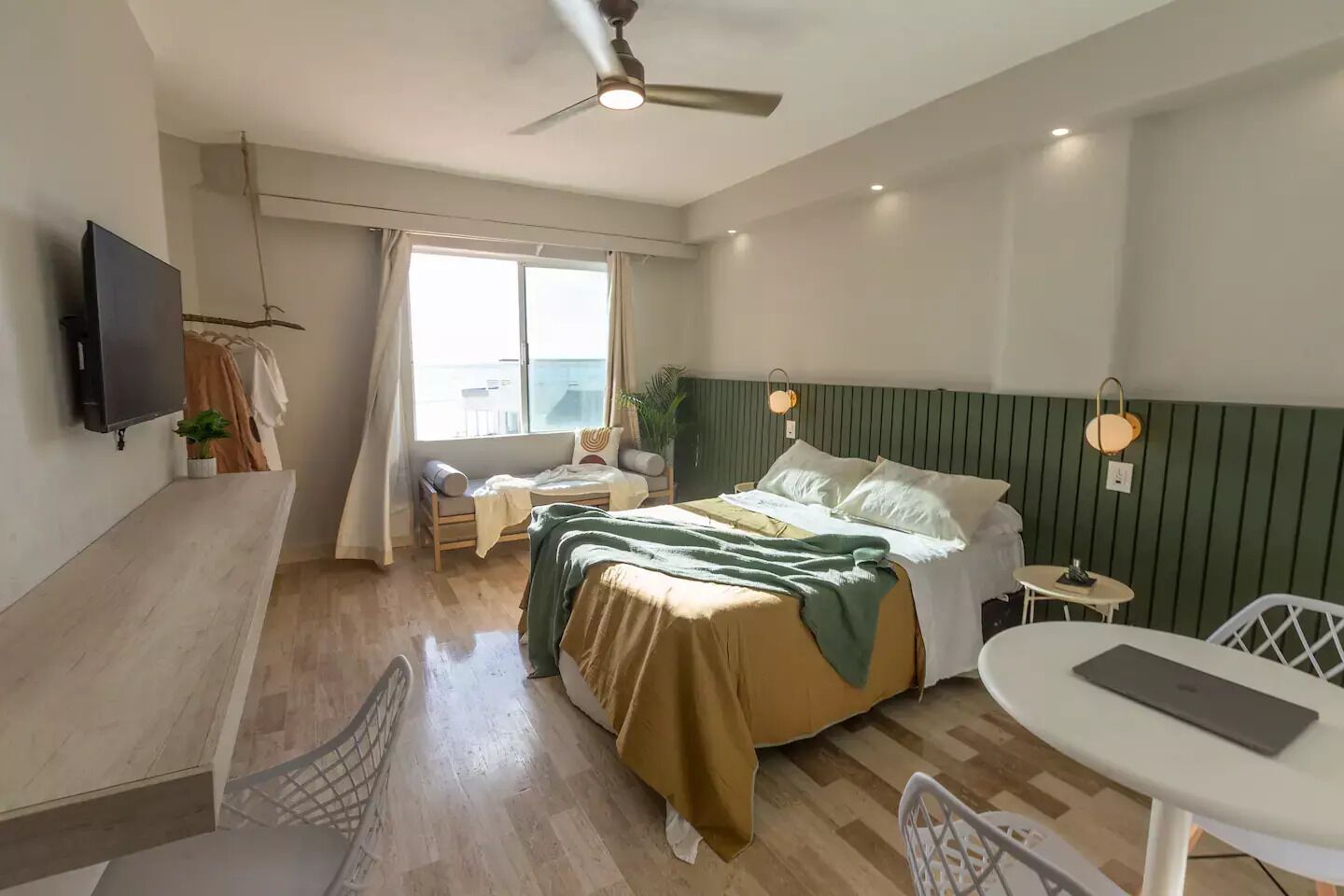 1 bedroom, travel crib, free WiFi, bed sheets