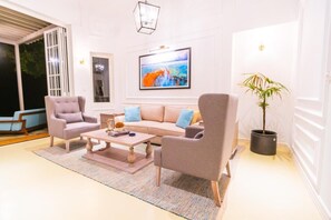 Interior - Romantic Luxury Villa with a Mountain view (Nikapotha)
