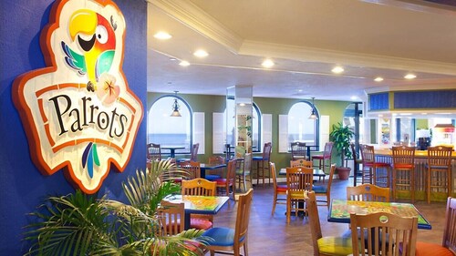 OCEANFRONT -2 Bdrm w/balconies, Casa Del Mar, Ormond Beach, 10miles fr Daytona

