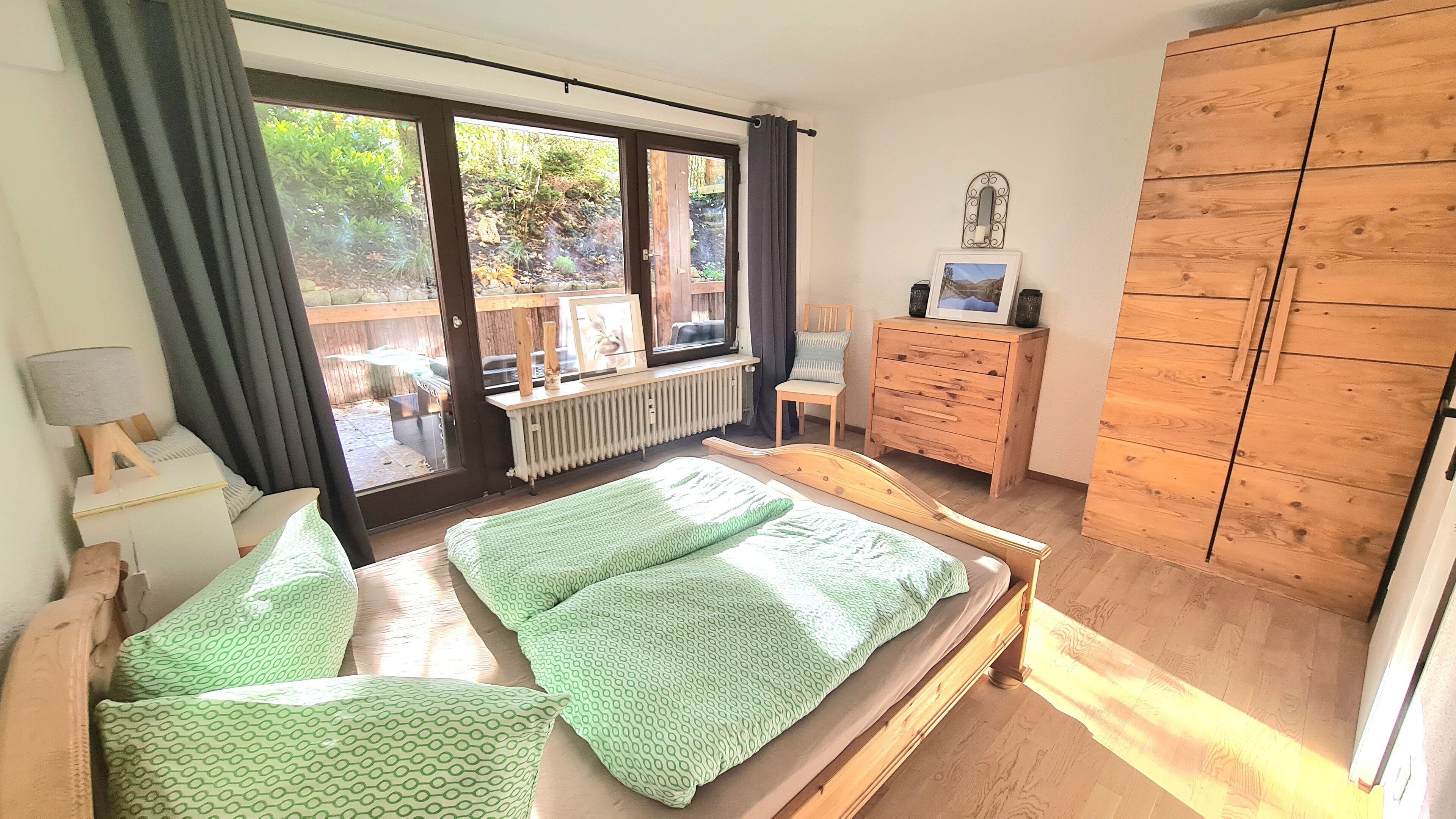 2 chambres, fer et planche à repasser, lit parapluie, Wi-Fi gratuit