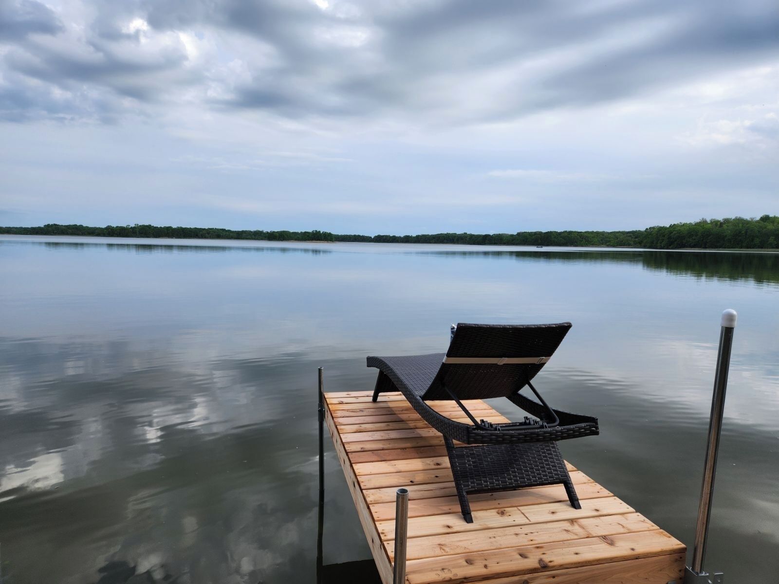 Lake Home on Private Crane Lake- Pet-Friendly 