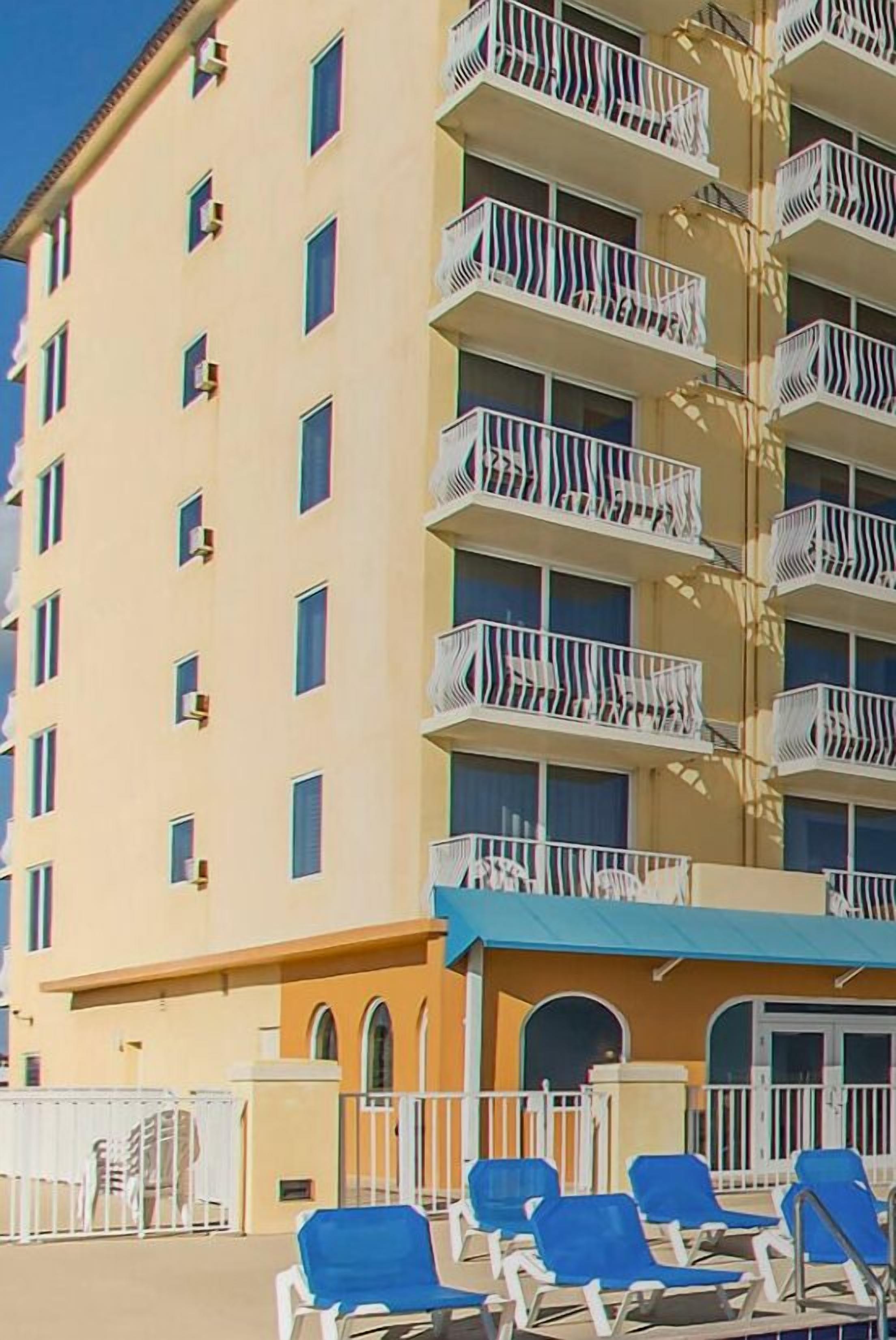 OCEANVIEW limited, 2 Bedroom Condo on Ormond Beach, 10 miles from Daytona