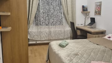 2 Schlafzimmer, Bügeleisen/Bügelbrett, WLAN, Bettwäsche