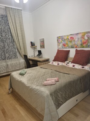 2 Schlafzimmer, Bügeleisen/Bügelbrett, WLAN, Bettwäsche