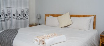 Impeccable 3-Bed House in Joburg, 6km near Sandton, close to Gautrain.