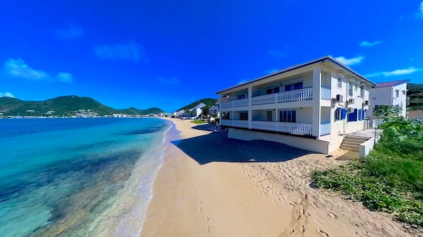 On the beach - Magnifique Appartement Les Pieds Dans L'eau à Grand Case (Grand-Case)