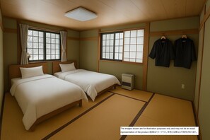 Chambre avec lits jumeaux de style japonais | Wi-Fi gratuit