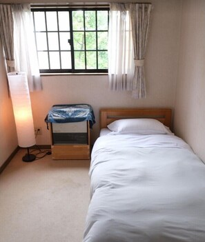 Standard Single Room | Free WiFi