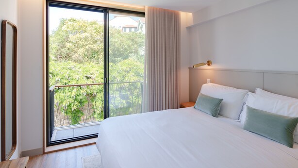 Ảnh chưa phân loại, 1 trong số 31 ảnh, nút