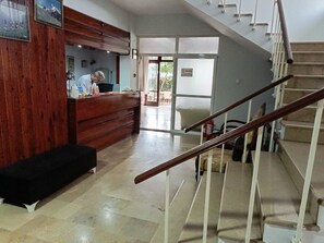 Reception - BEGÜMHAN PANSİYON (Antalya)