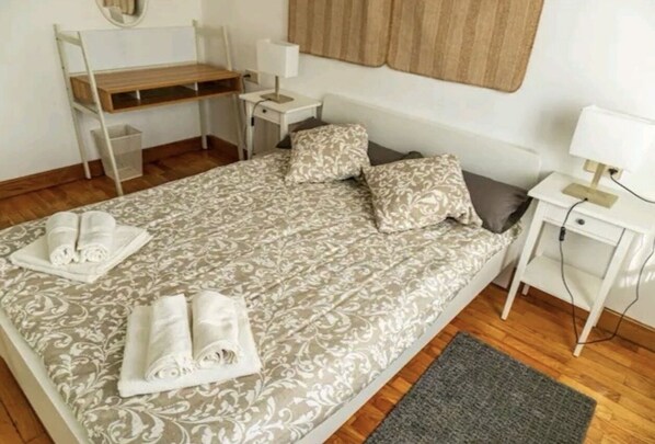 3 Schlafzimmer, Bügeleisen/Bügelbrett, WLAN, Bettwäsche