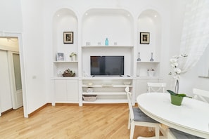 Dining - Piazza Navona charme apartment (Roma)