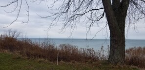 Miscellaneous - Enjoy Lakefront Sunsets!  Roomy 2 bed known as Water to Wine Lakefront Cottage (Geneva)